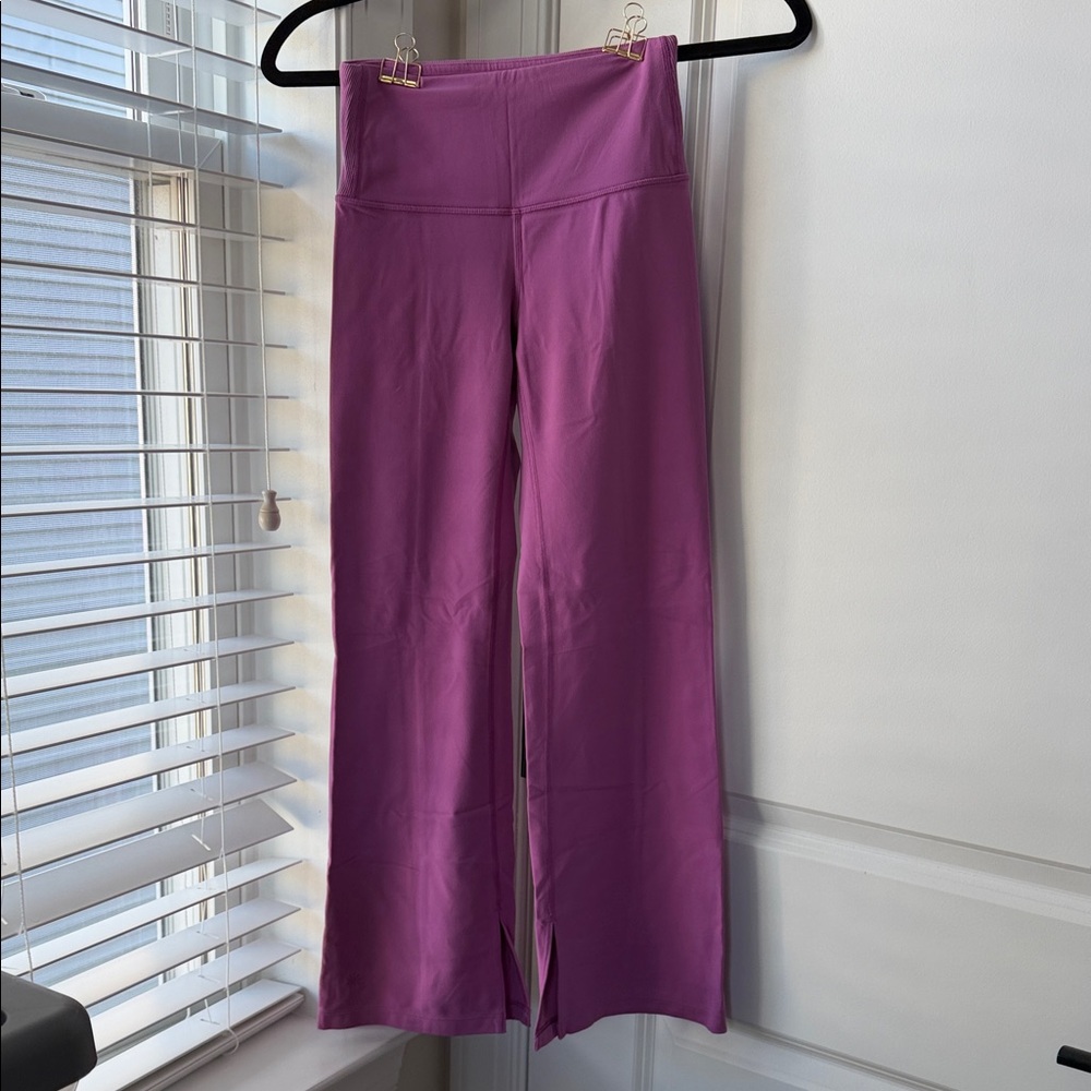 Athleta Vibrant Purple Cropped Leggings